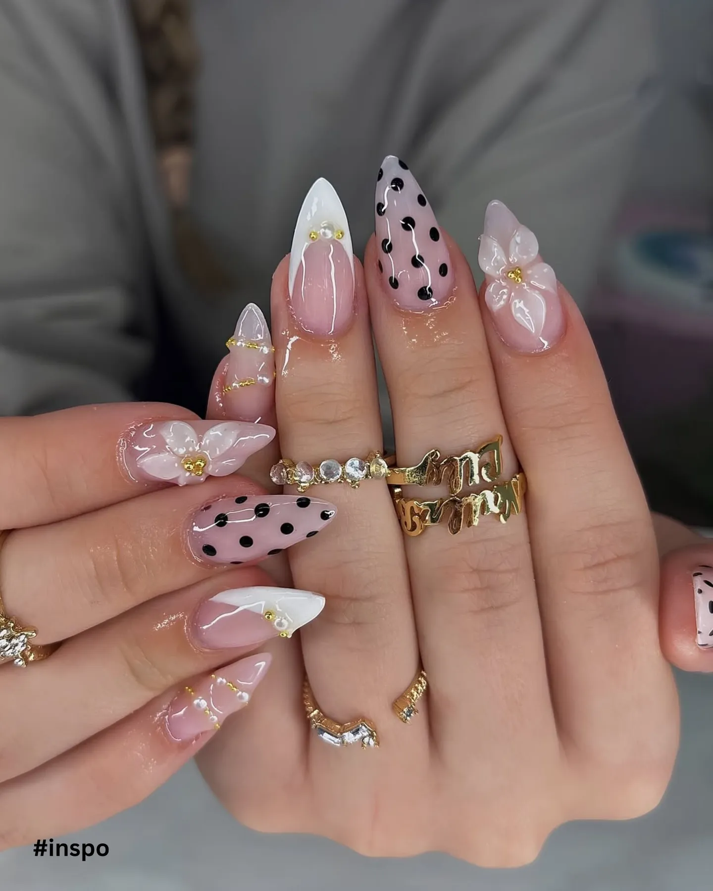 Blush nails with polka dots and sculpted 3D flowers