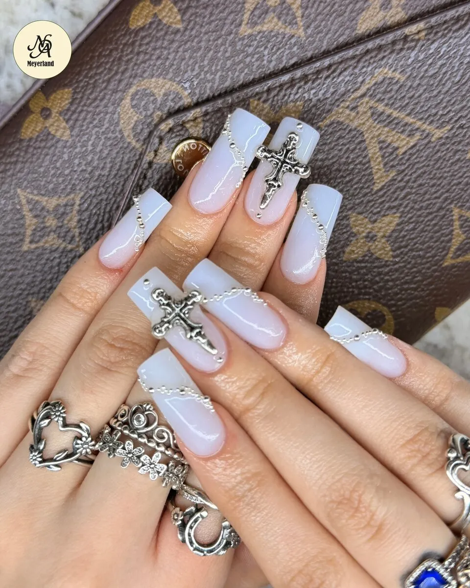 Glossy lilac and white coffin nails with hand-sculpted 3D floral art